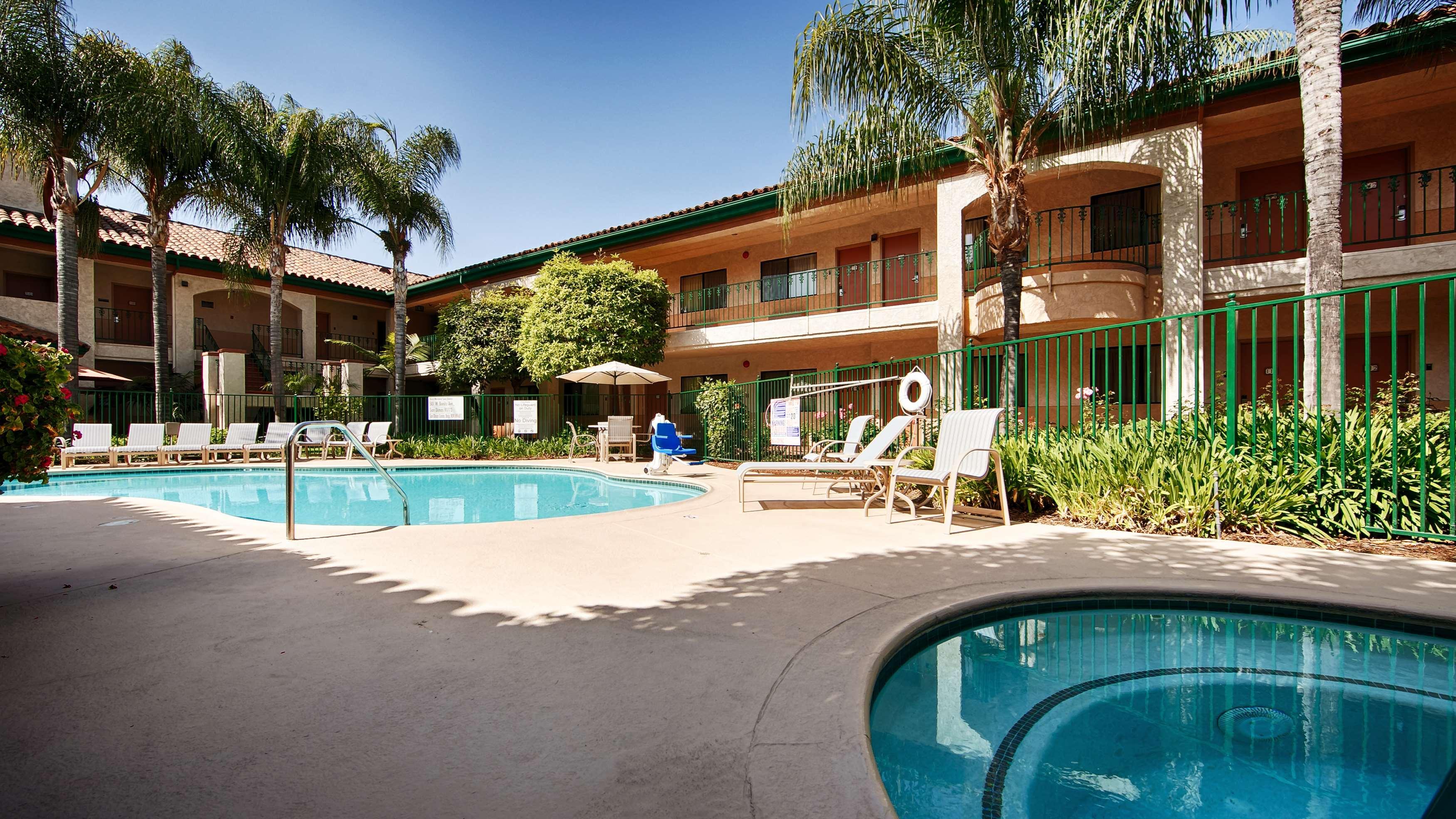 Best Western San Dimas Hotel&Suites Exterior foto