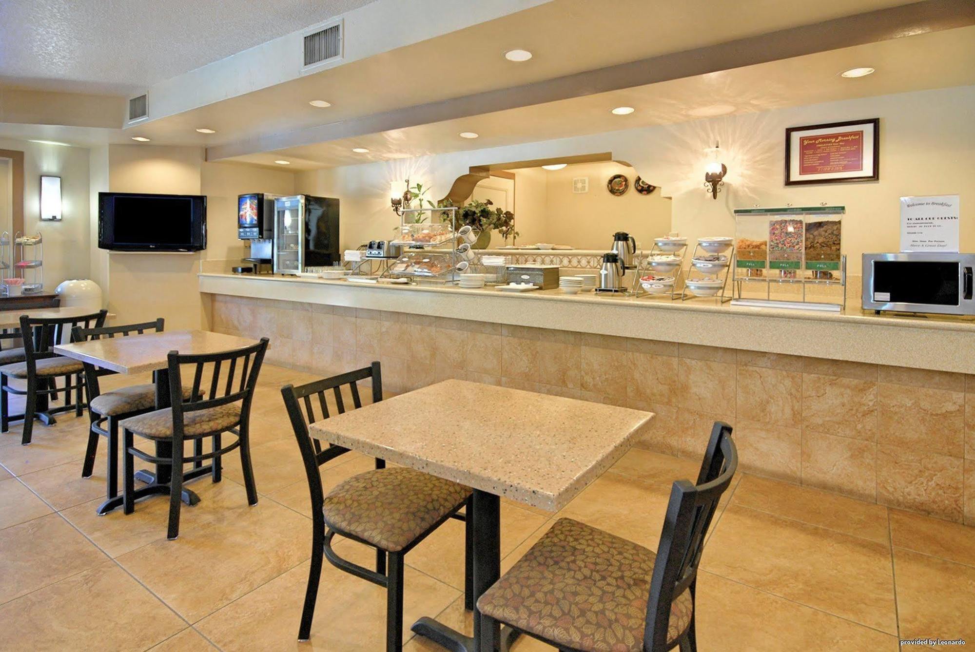 Best Western San Dimas Hotel&Suites Exterior foto