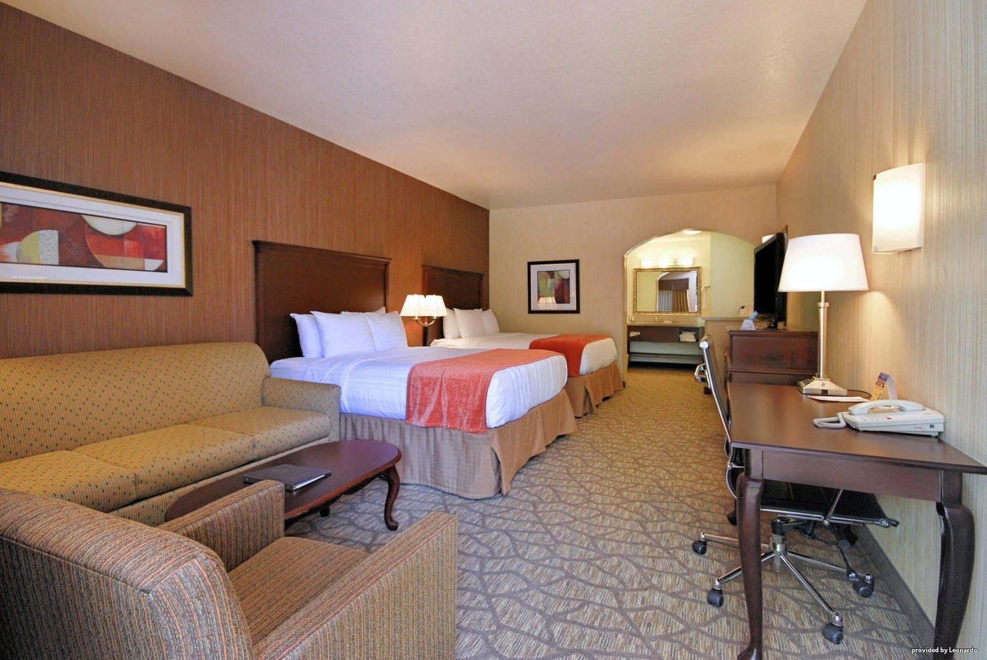 Best Western San Dimas Hotel&Suites Exterior foto