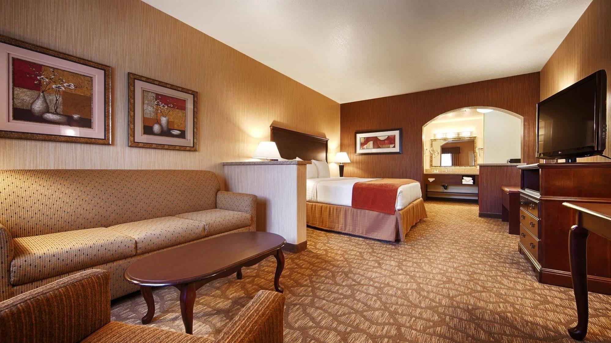 Best Western San Dimas Hotel&Suites Exterior foto