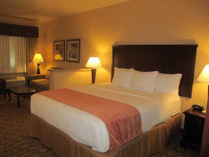 Best Western San Dimas Hotel&Suites Exterior foto