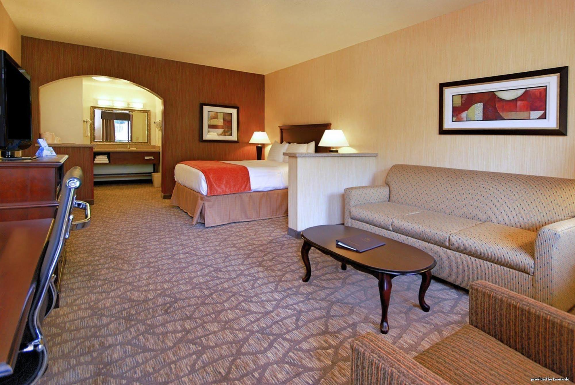 Best Western San Dimas Hotel&Suites Exterior foto
